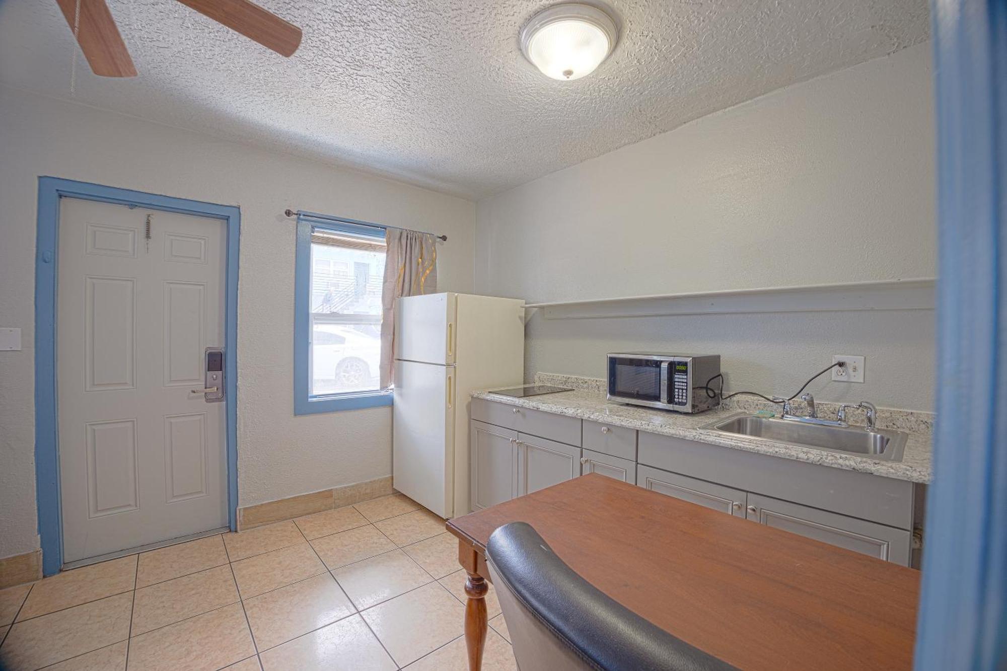 Aladdin Motel By Oyo Merritt Island Bagian luar foto
