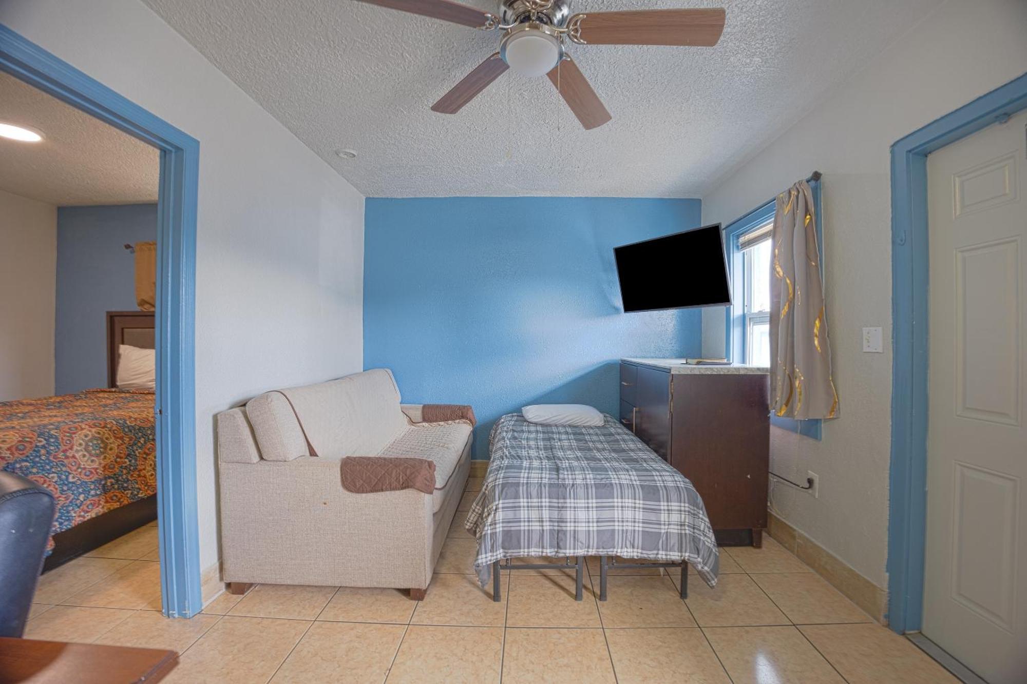 Aladdin Motel By Oyo Merritt Island Bagian luar foto